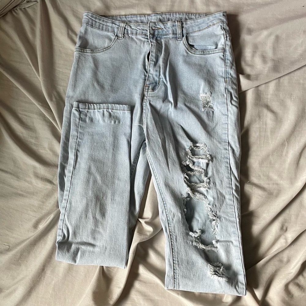 SHEIN Light Wash Ripped Jeans